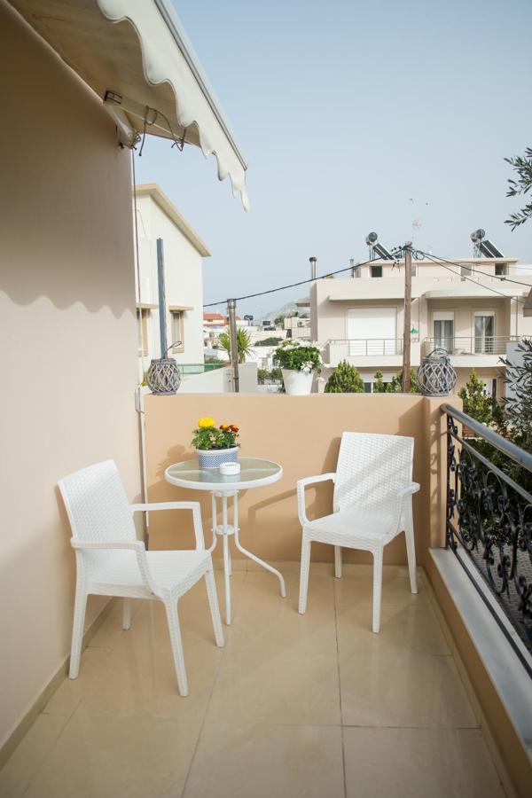Sun By The Sea 2 Apartment อาเยีย เปลาเยีย ภายนอก รูปภาพ